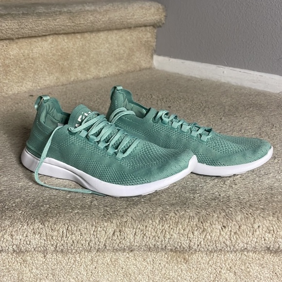 APL TechLoom Breeze Knit Running Shoe Size 7.5 - Picture 4 of 8